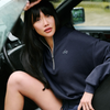 Alo Yoga Beauty 11