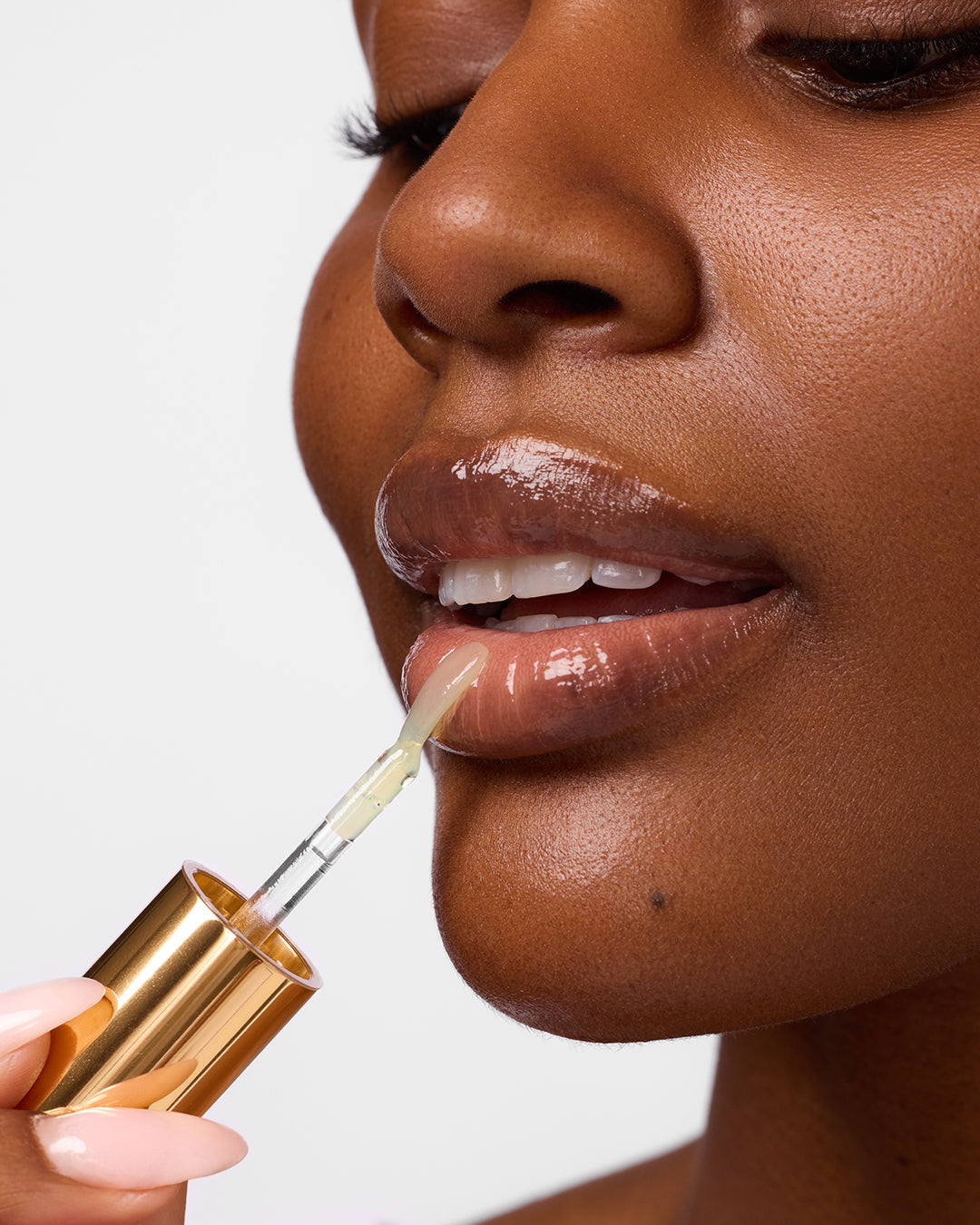 Liplux® Hydrating Lip Oil 2