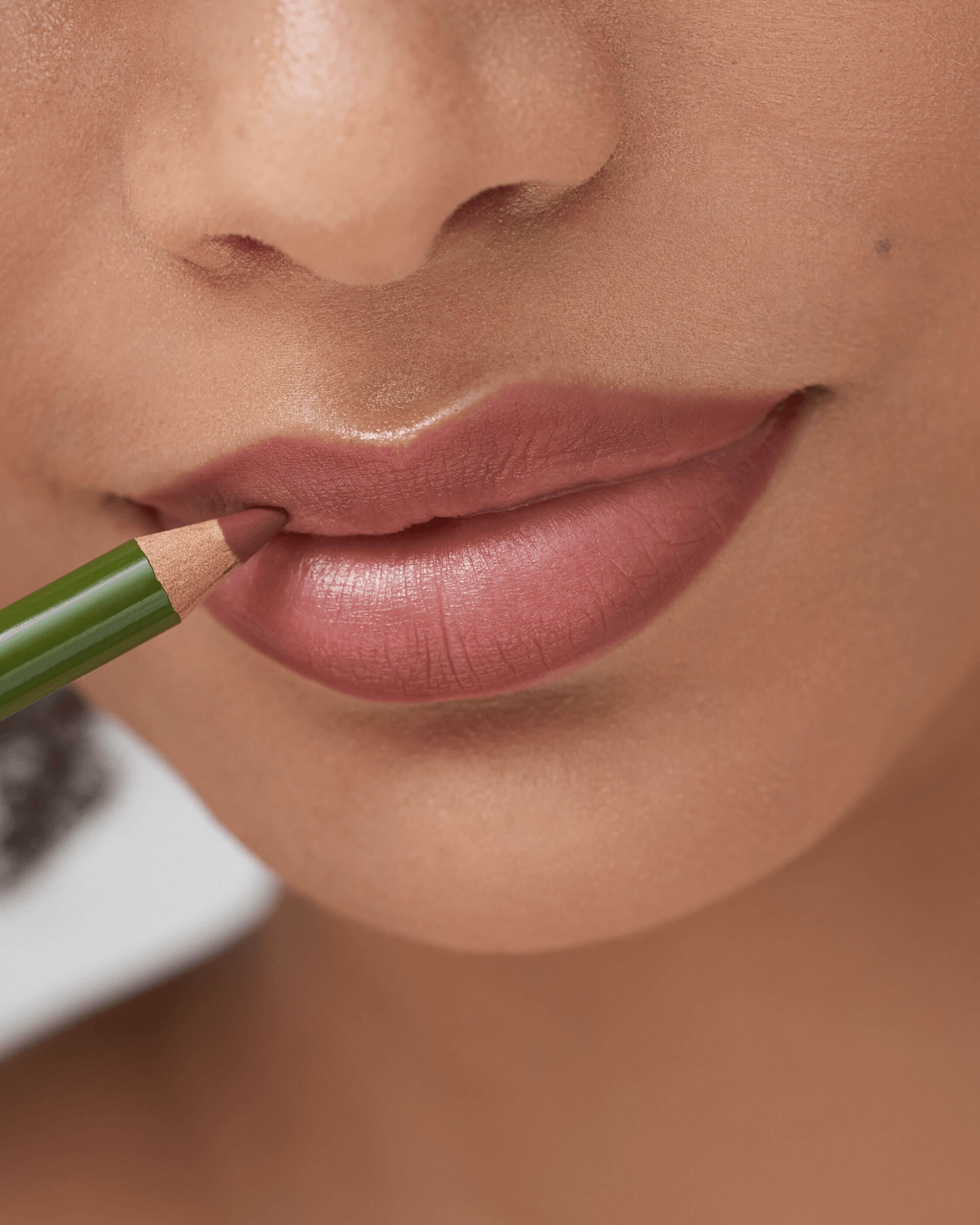 Soft Sketch Lip Liner Pencil 9