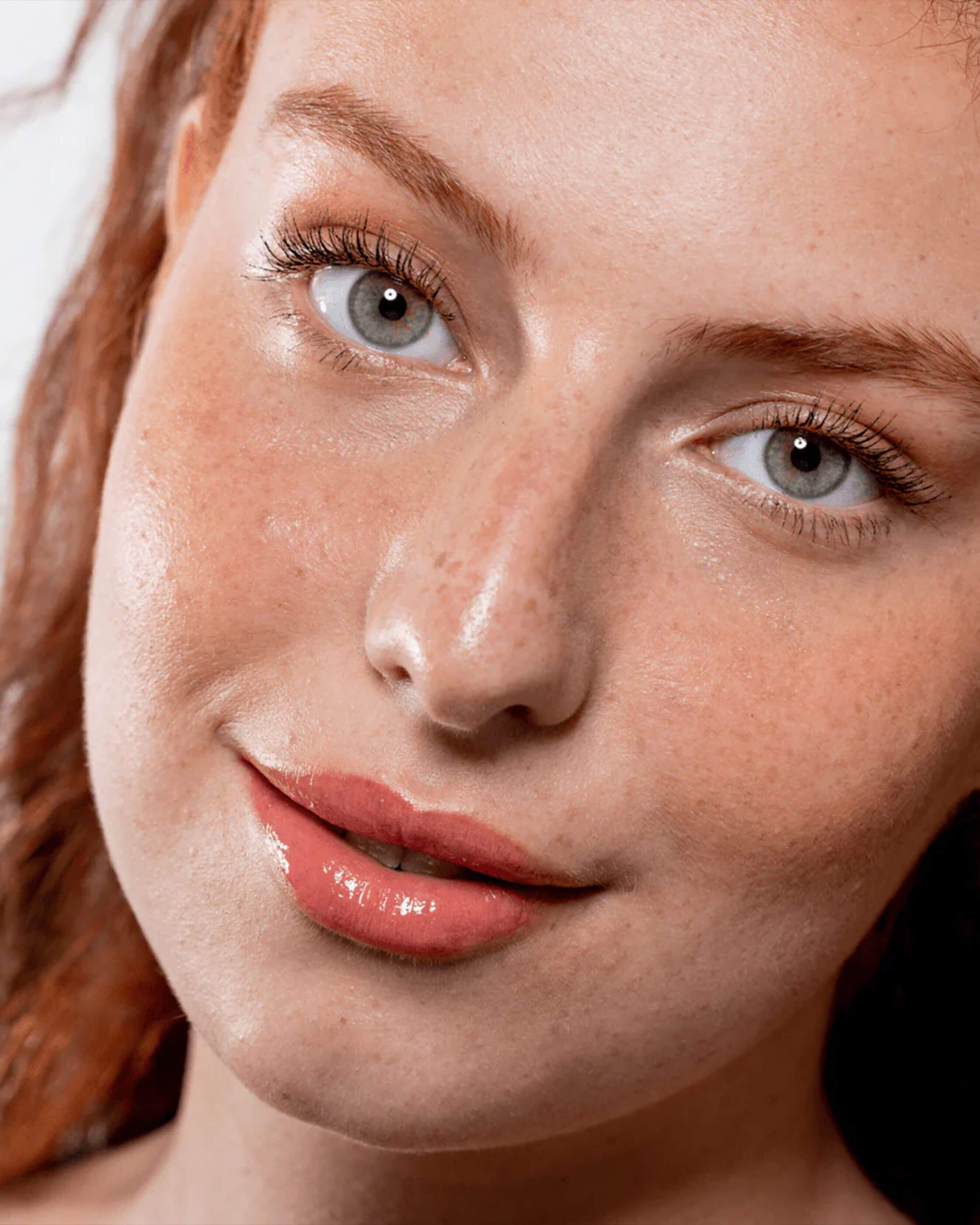 Clean Sheen Lip Gloss 2