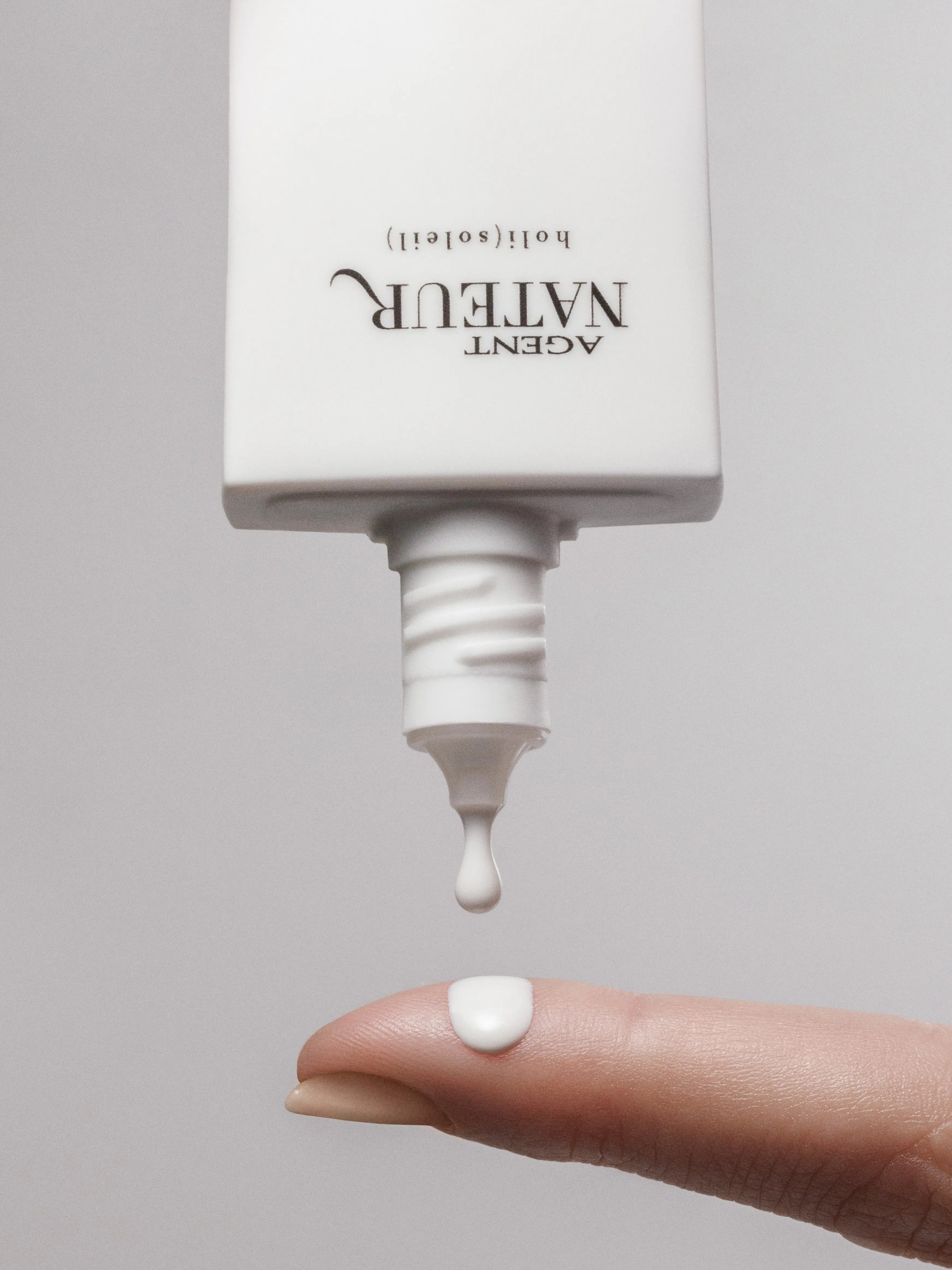 holi (soleil) firming & plumping mineral spf 50 sunscreen 2