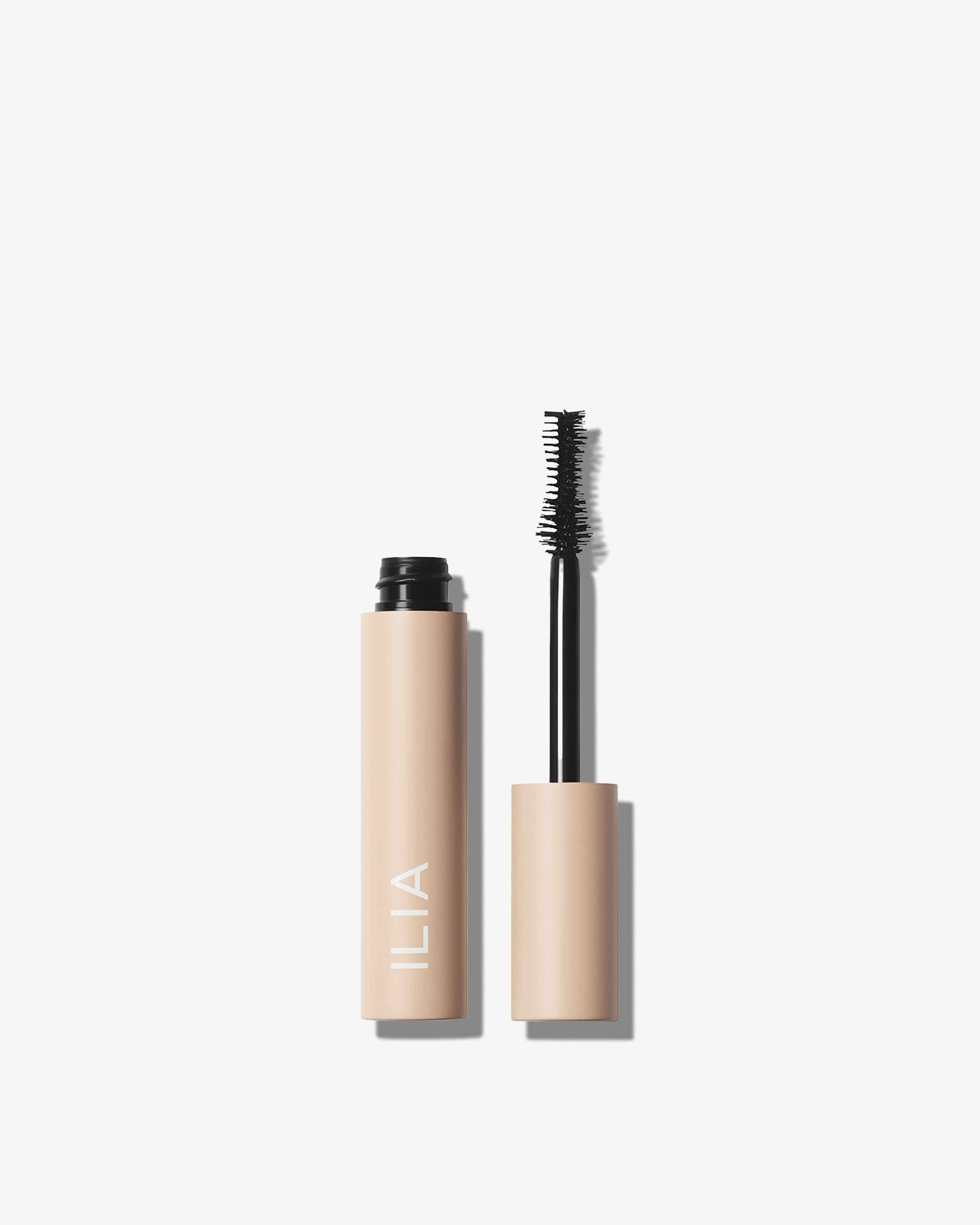 Fullest Volumizing Mascara 1