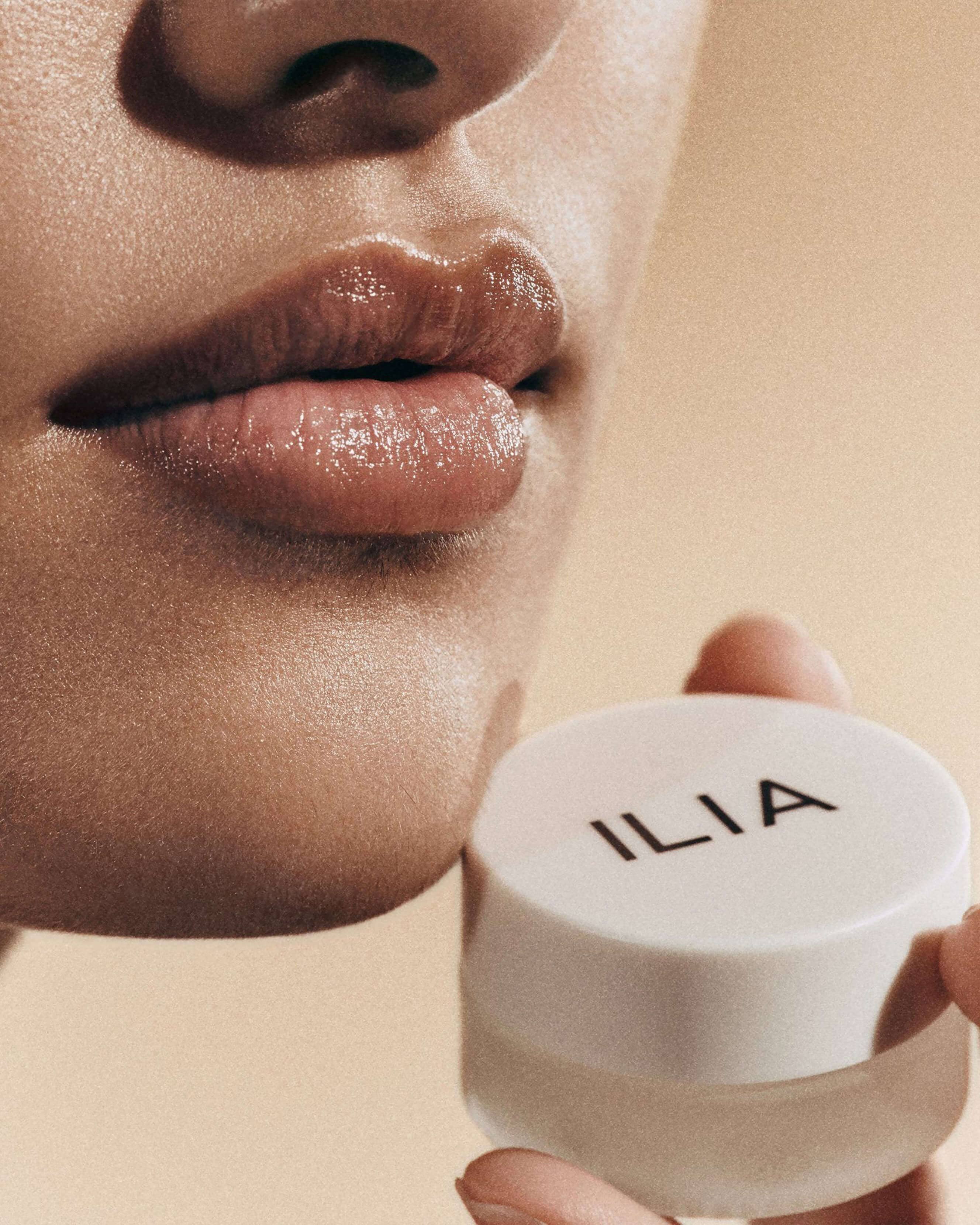 Lip Wrap Overnight Mask 2