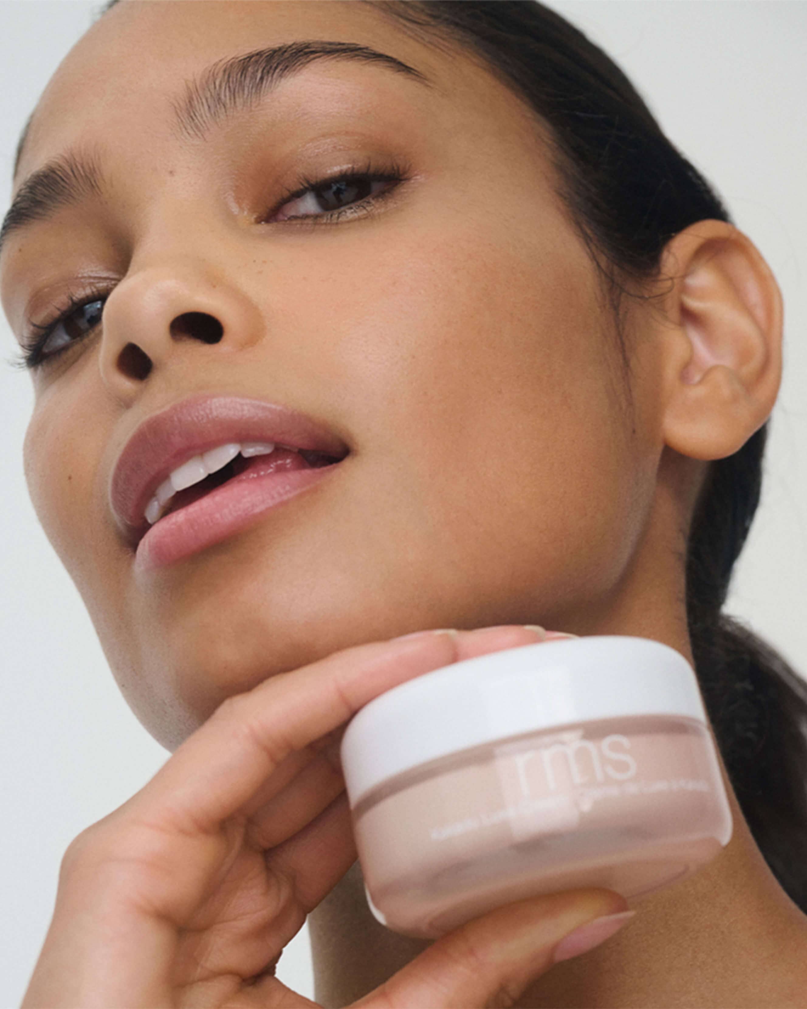 Kakadu Luxe Cream 2