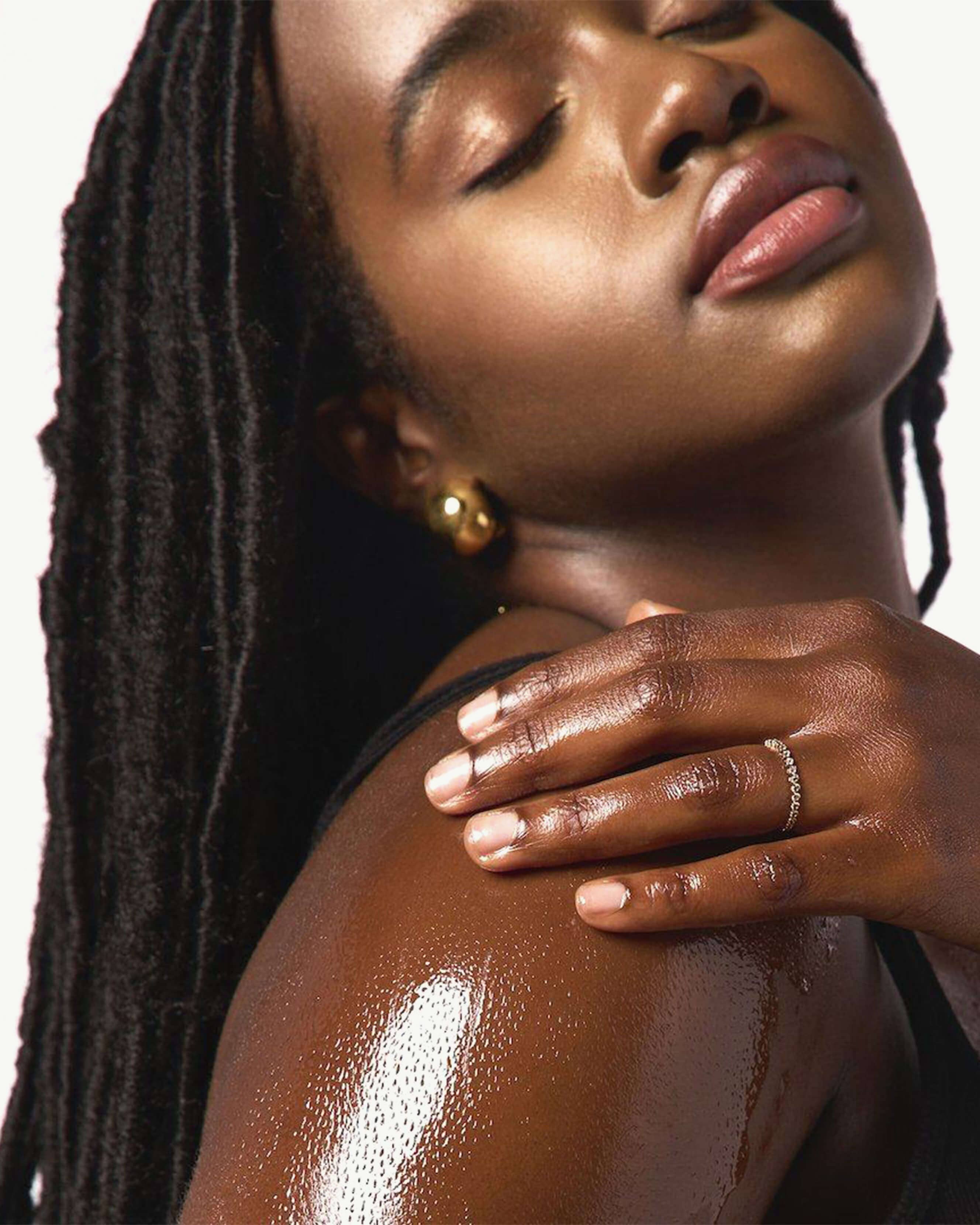 Revitalizing Body Oil 2