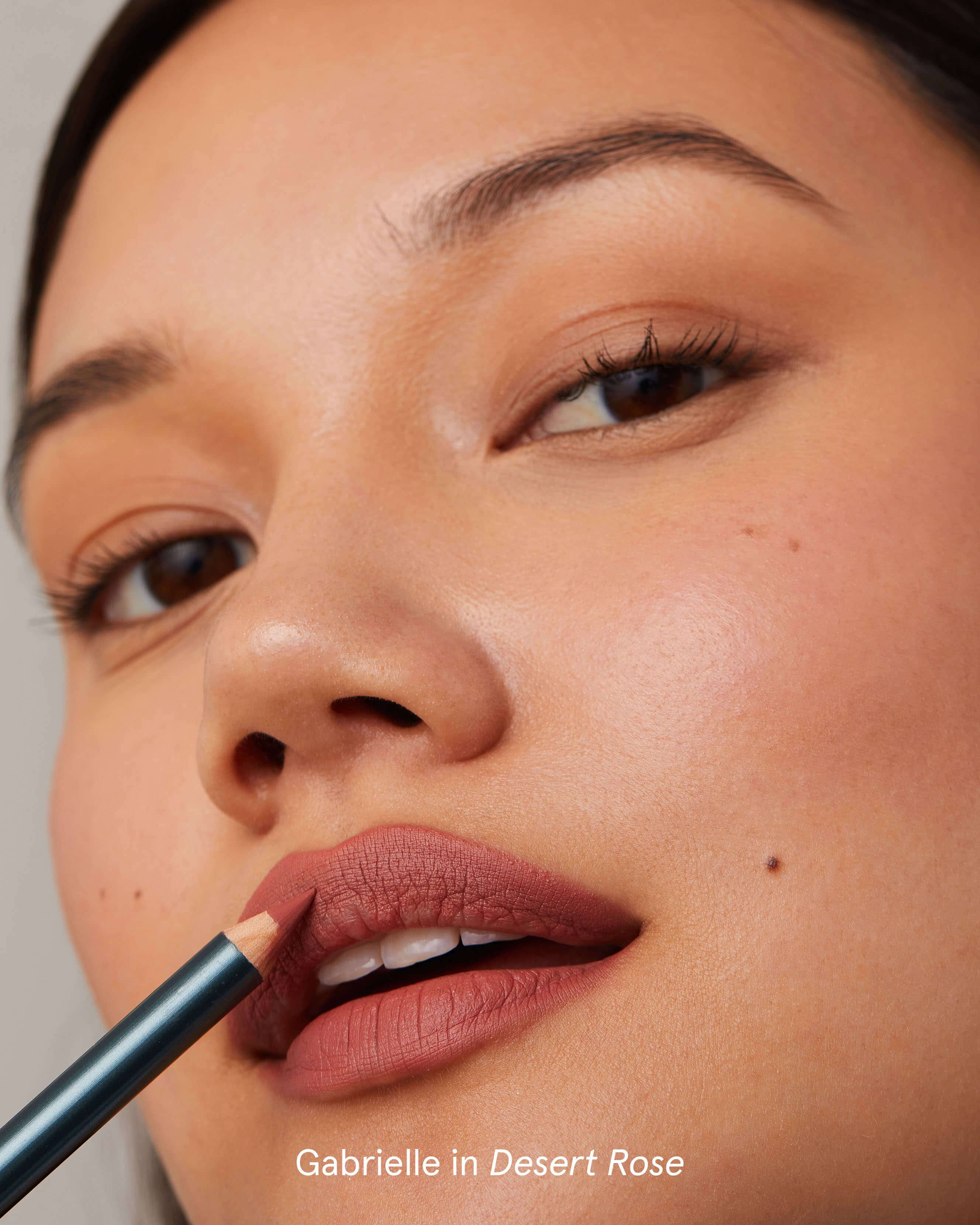 Soft Glide Lip Liner 2