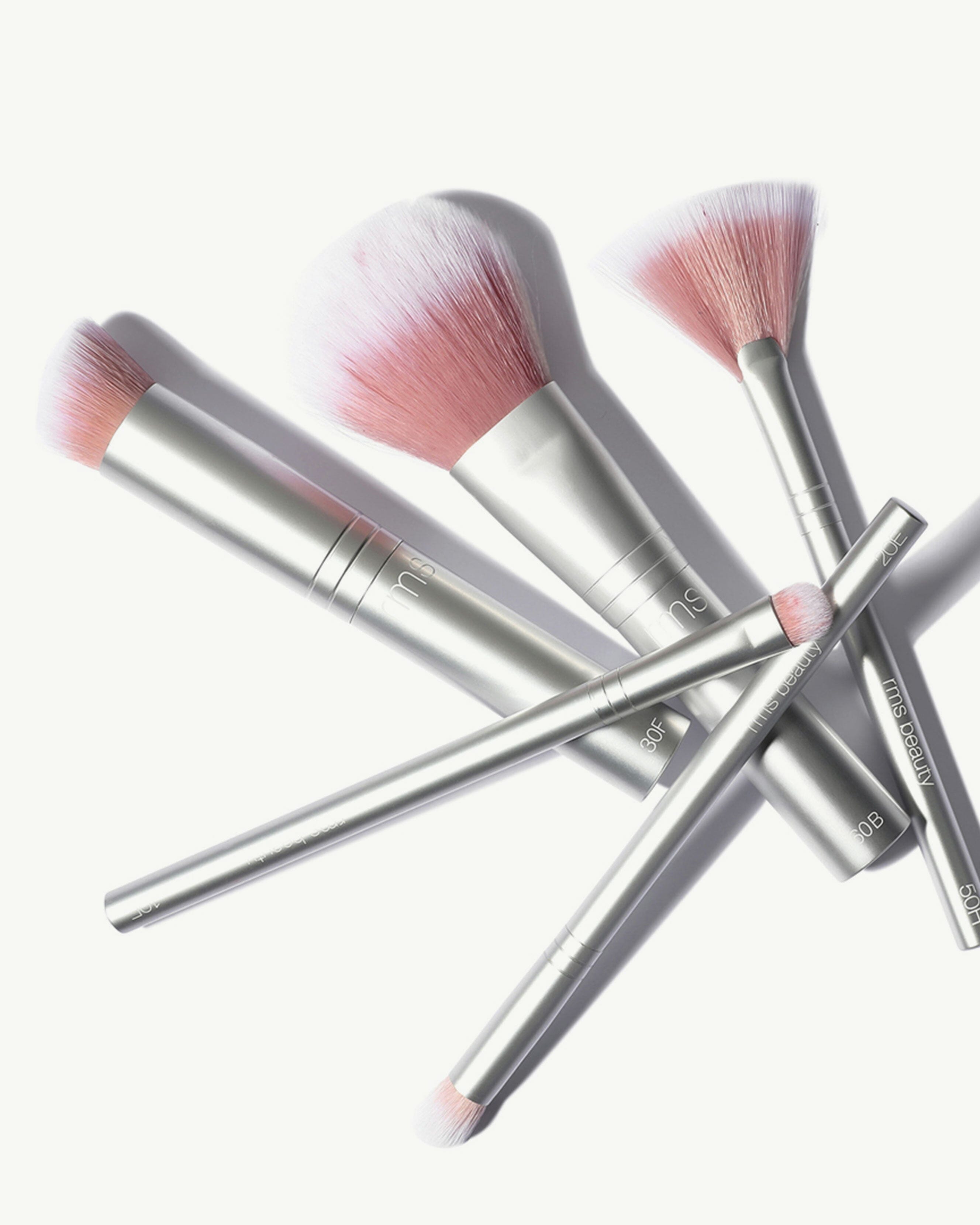 Skin2Skin Powder Blush Brush 1