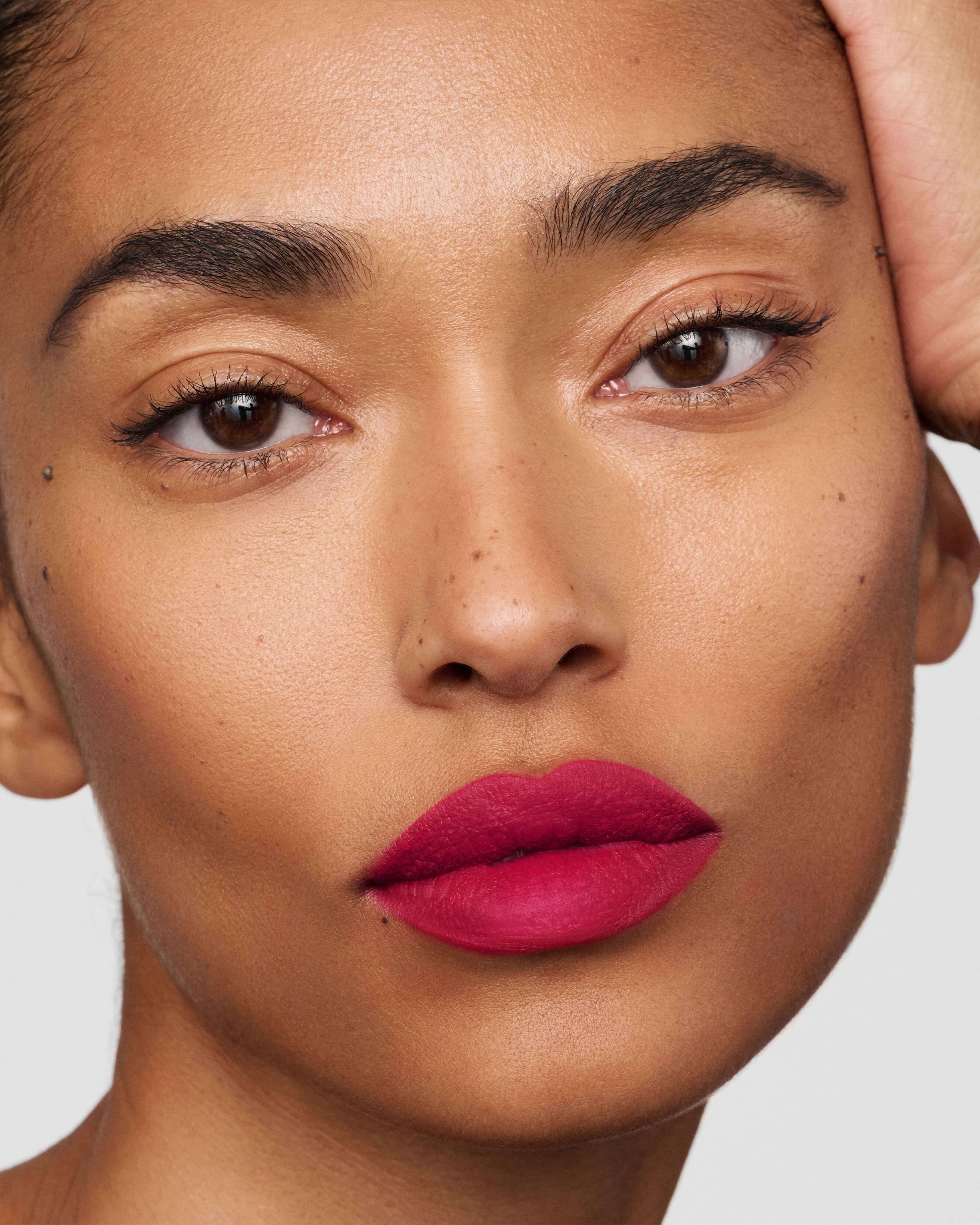 Lip Suede Matte Lipstick - Le Rouge 6