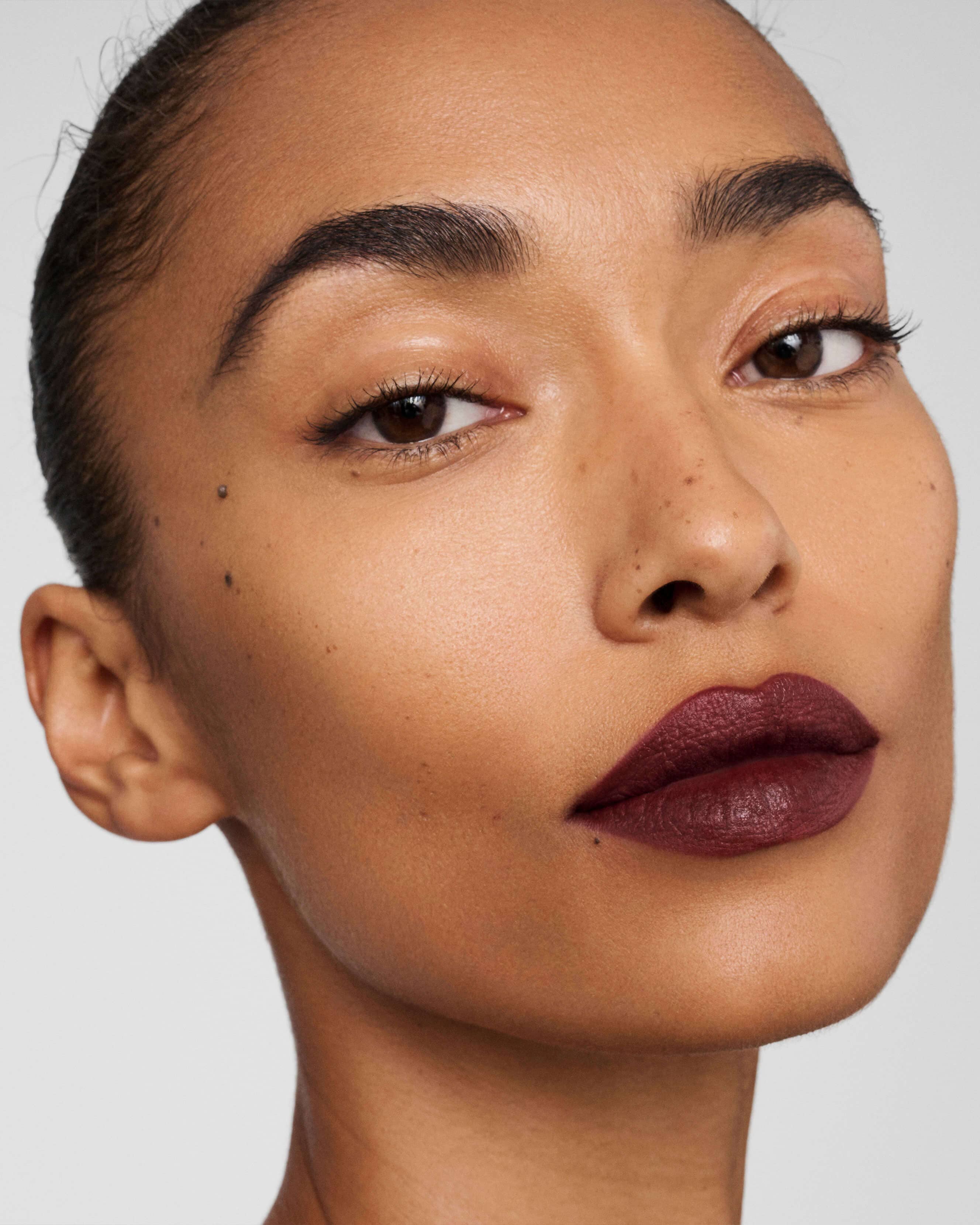 Lip Suede Matte Lipstick - Reine 7