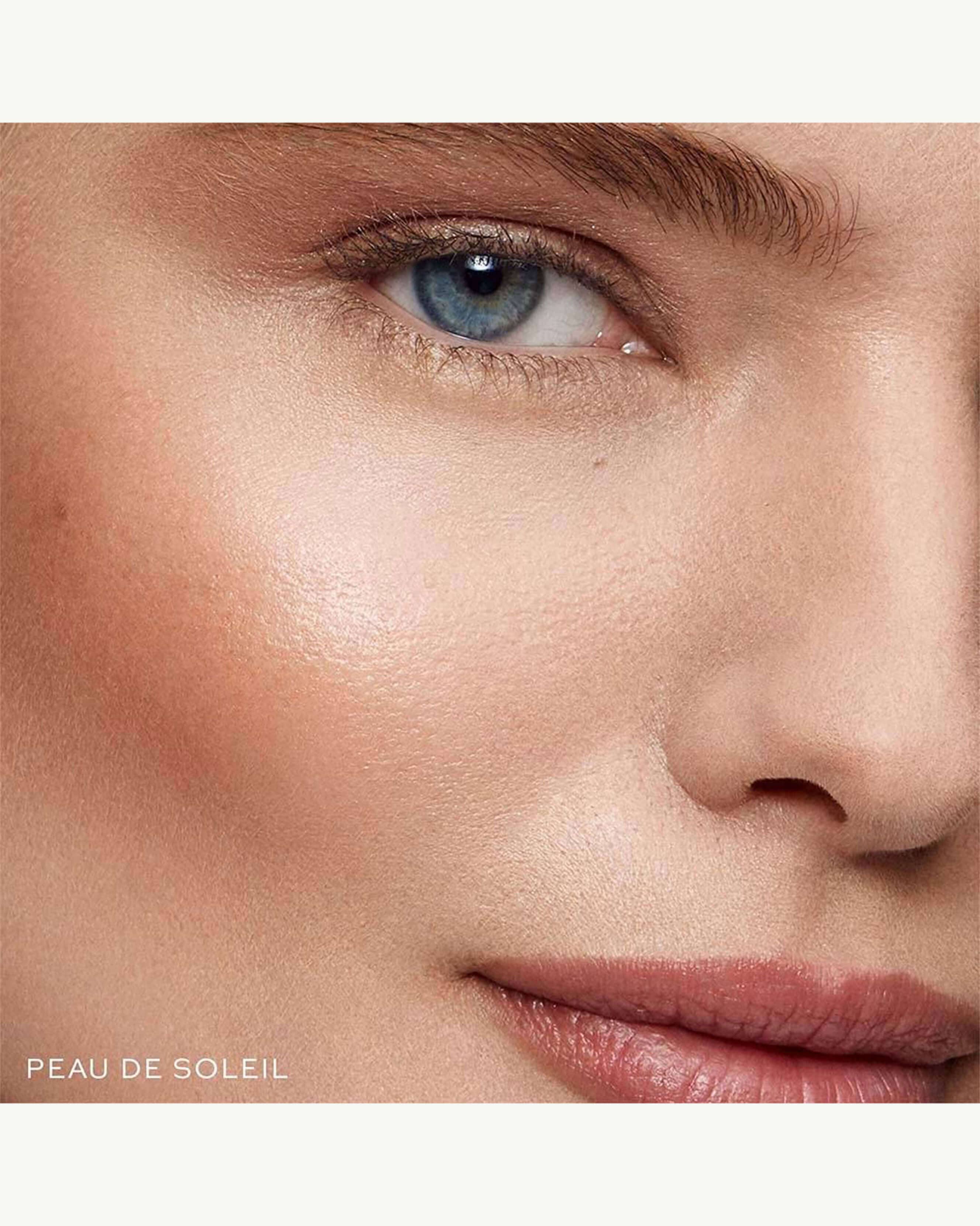 Super Loaded Tinted Highlight - Peau de Soleil 8