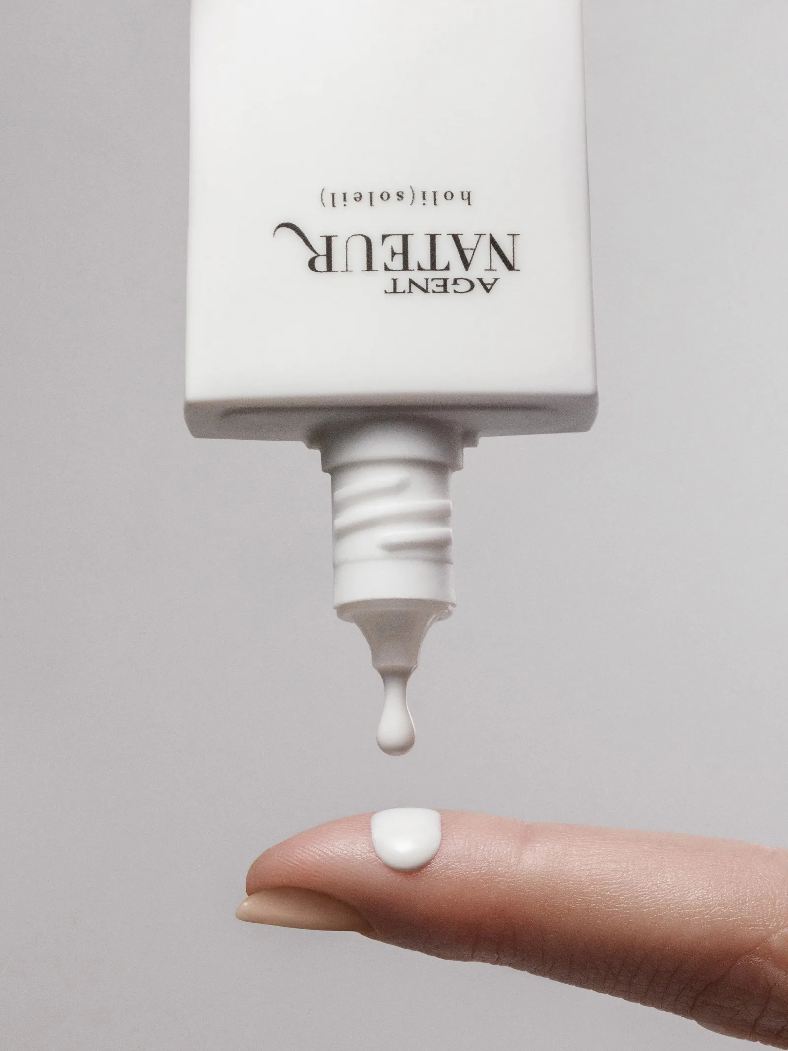 holi (soleil) firming & plumping mineral spf 50 sunscreen 3