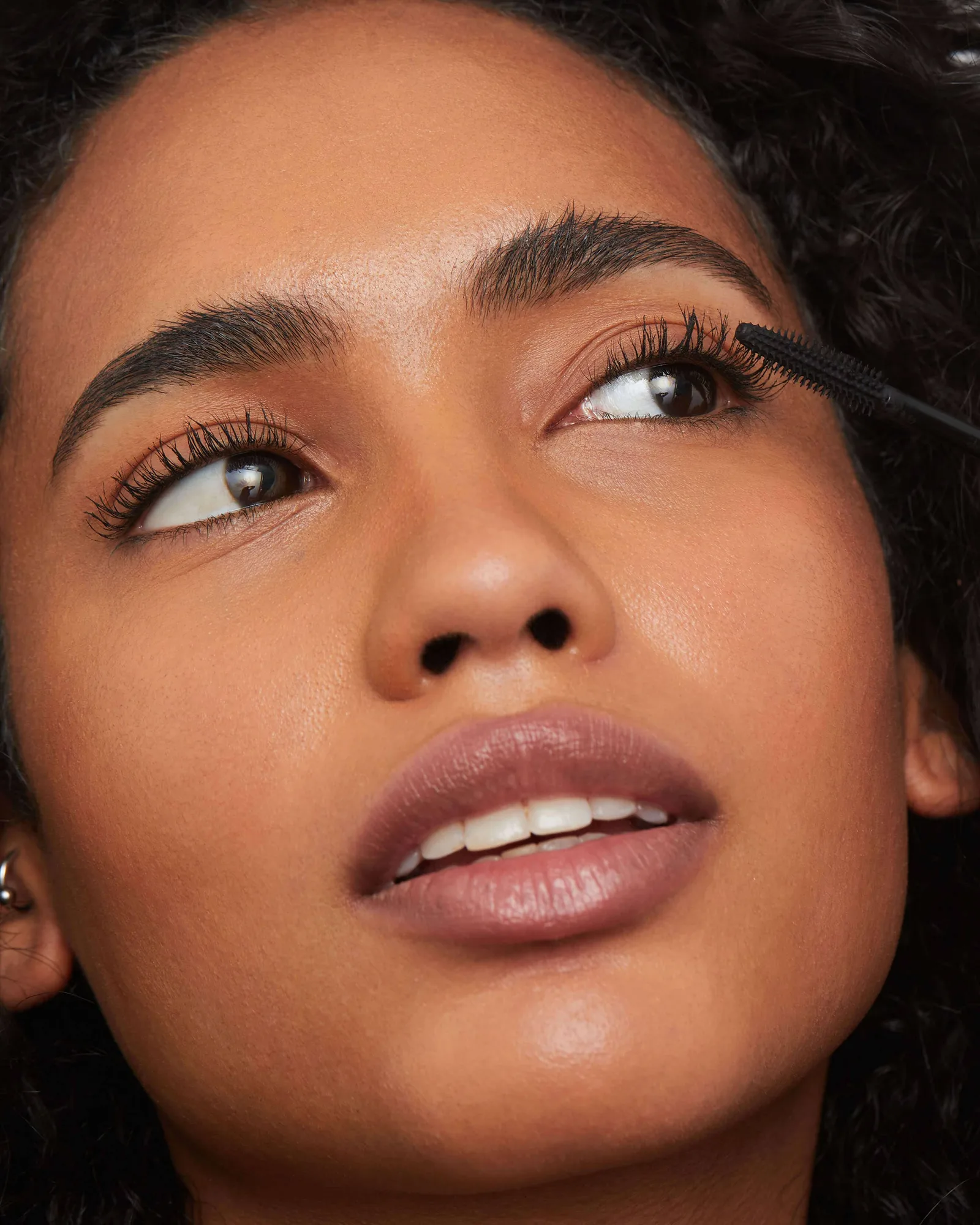 Peptide Lengthening Mascara 11
