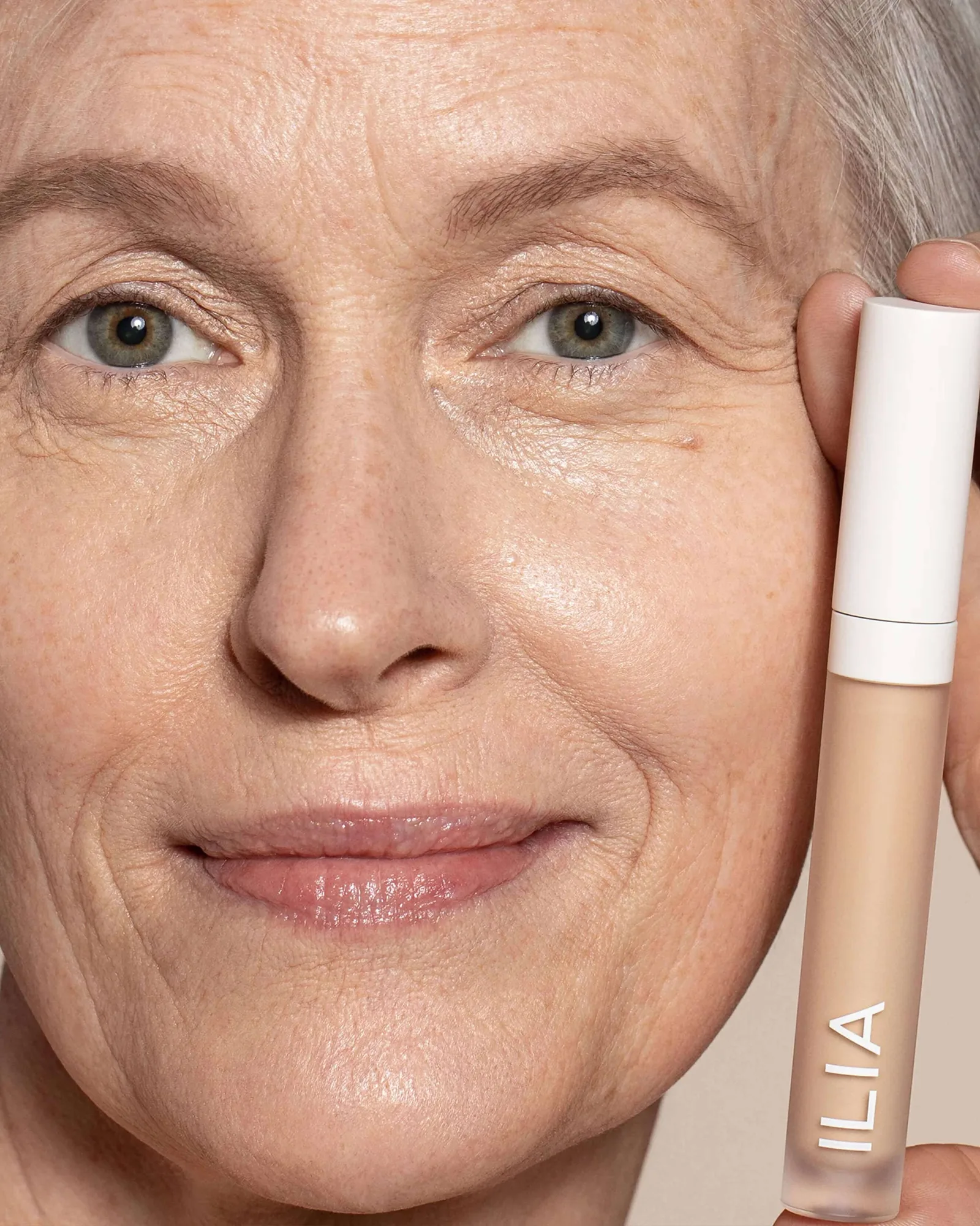 True Skin Serum Concealer 8