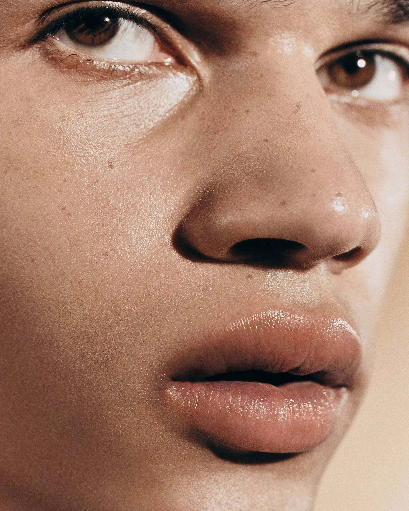 Lip Wrap Overnight Mask 4