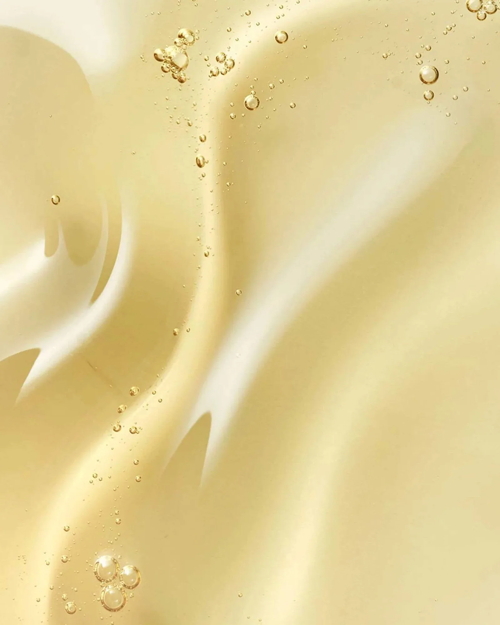 Revitalizing Body Oil 4