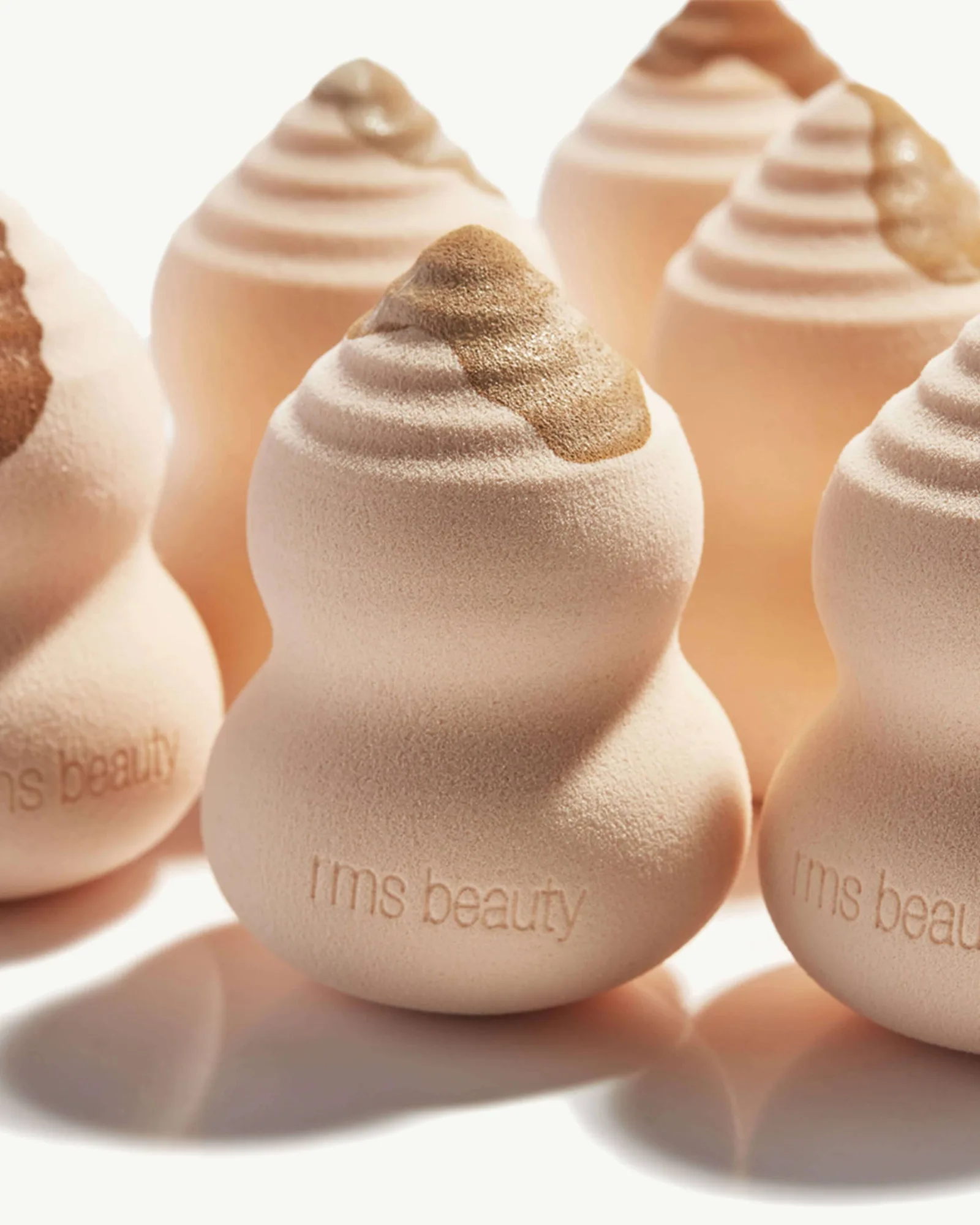 Skin2Skin Beauty Sponge 8