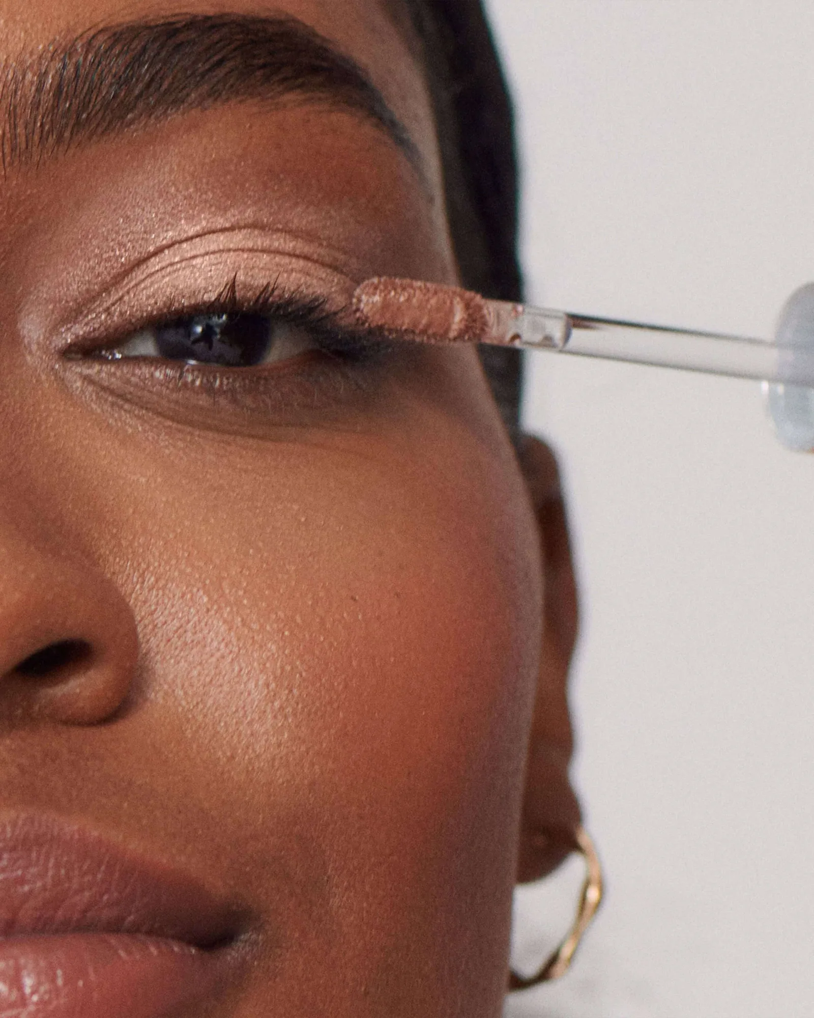 Liquid Powder Eye Tint 4