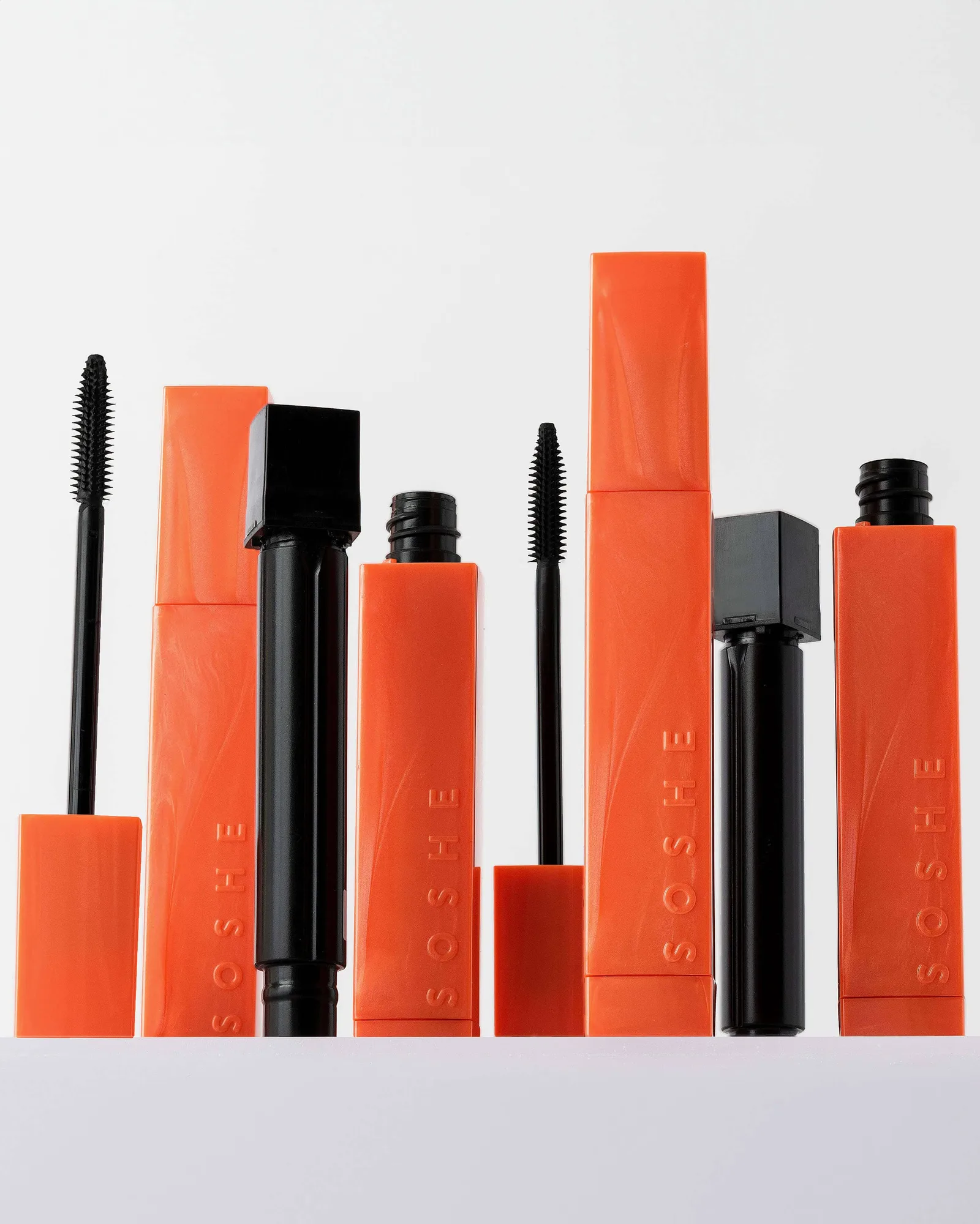 Peptide Lengthening Mascara 2