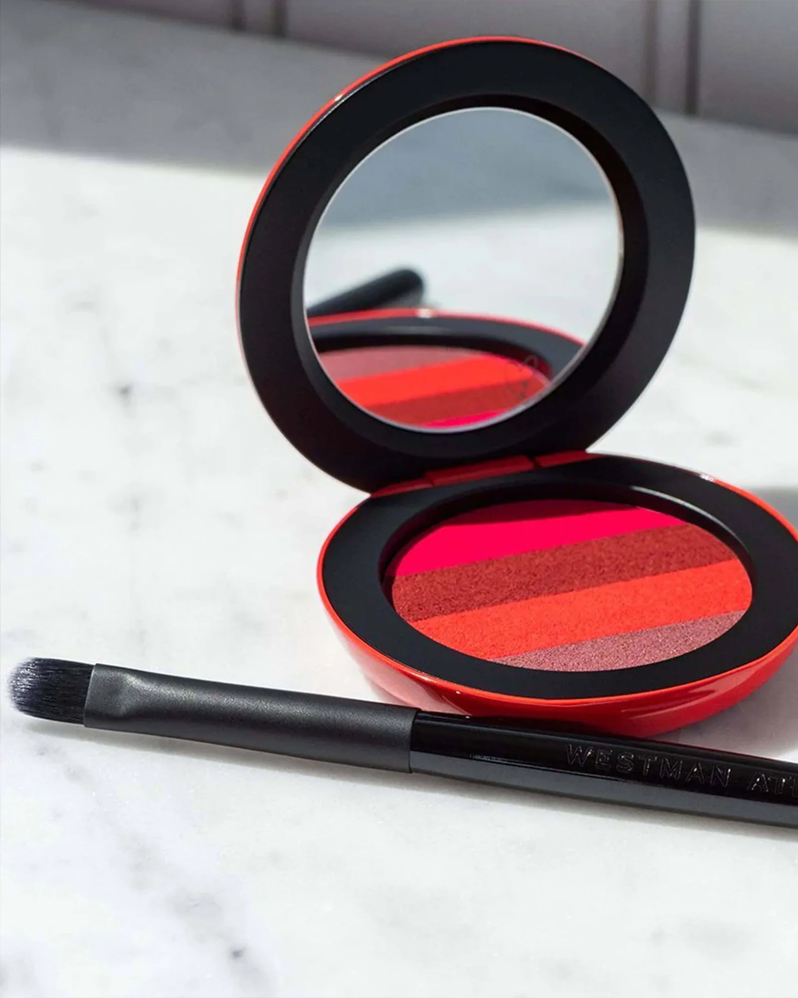 Lip Brush 4