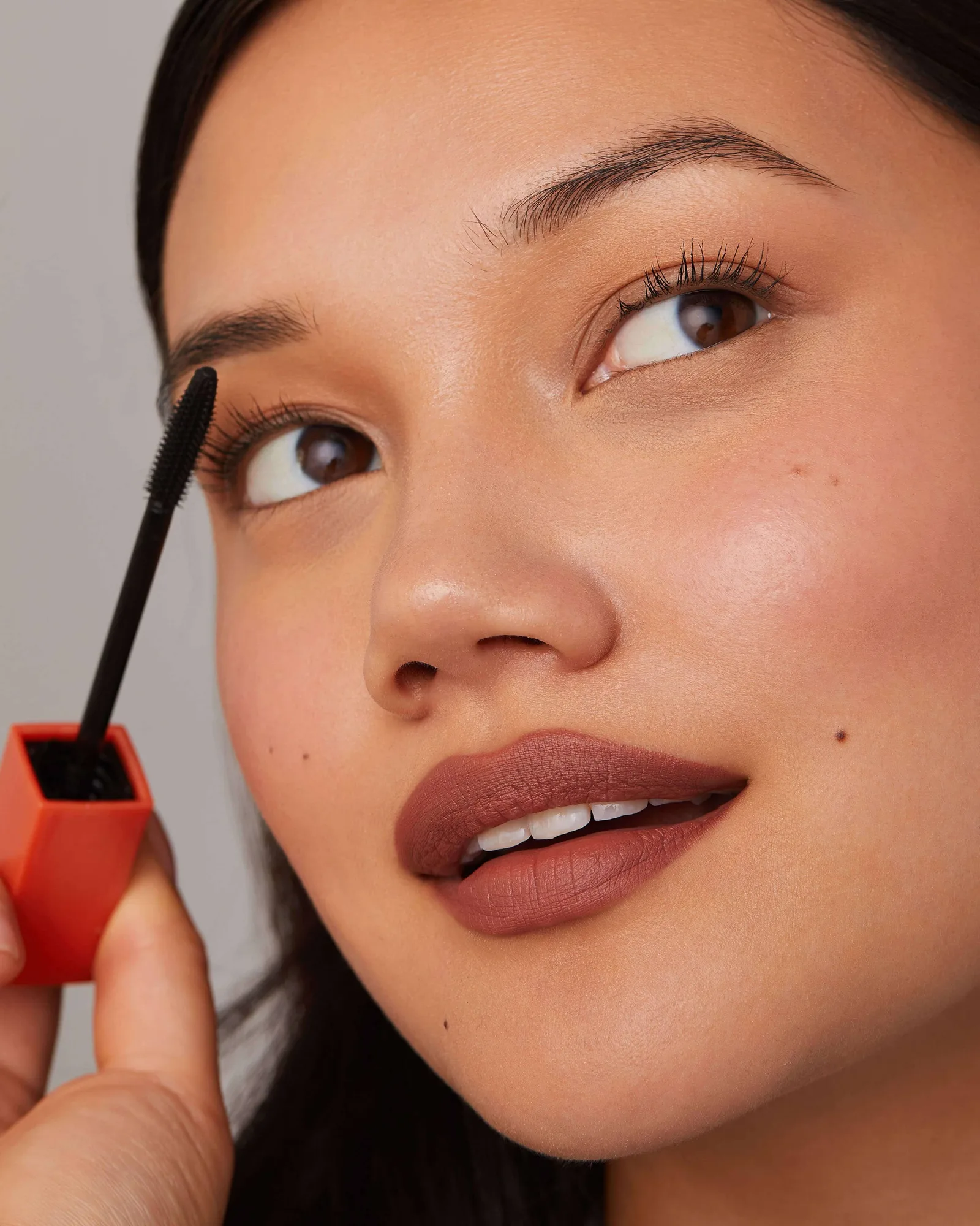 Peptide Lengthening Mascara 14