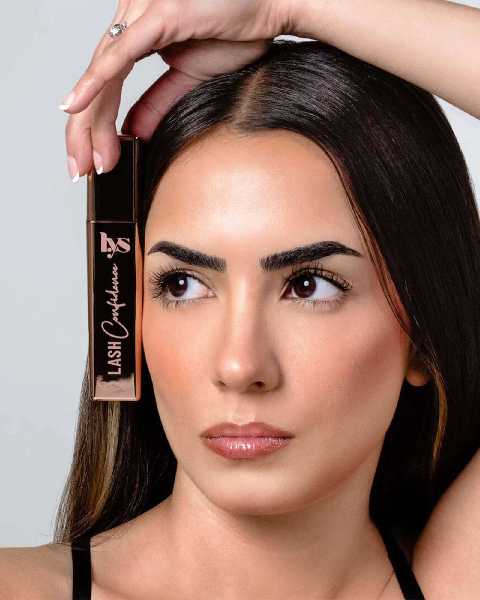 Lash Confidence Volume + Length + Curl Clean Mascara 14