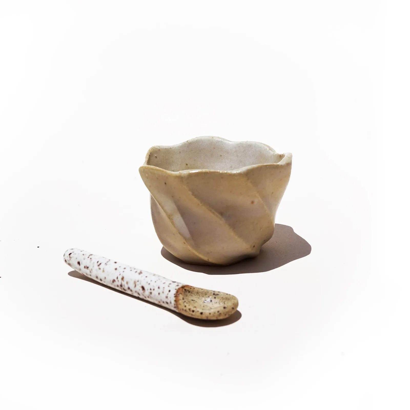 Limited Edition Artisan Series | Handcrafted Ceramic Vessel by Zoe Dering + DIY Yogurt Cleanse Recip 1