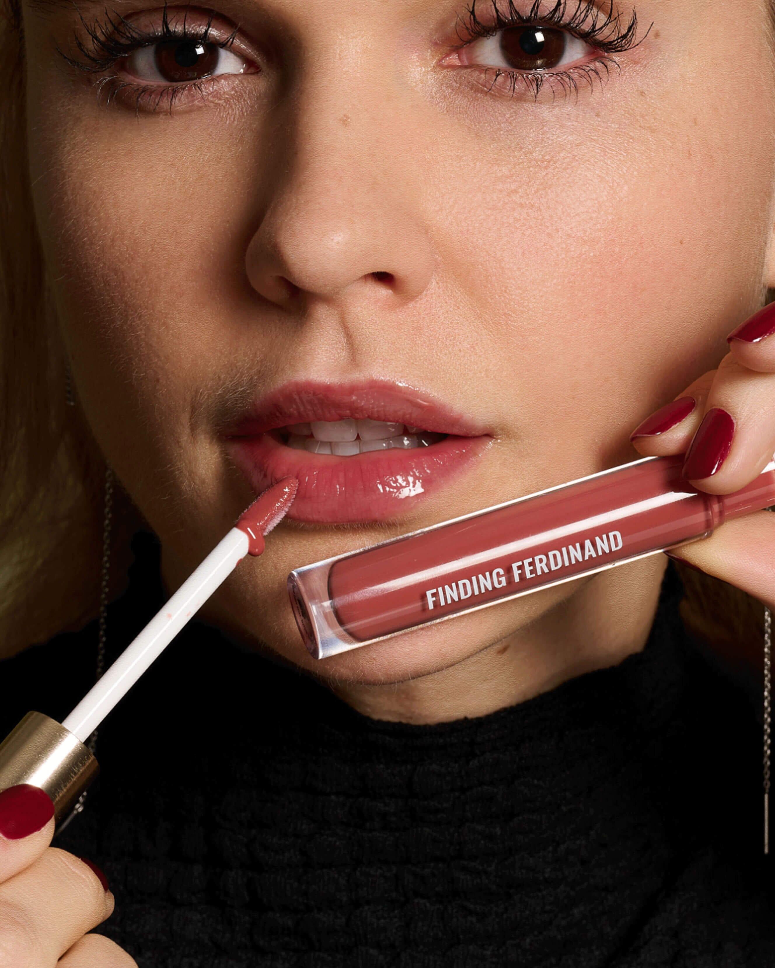 Delicate Gloss 9