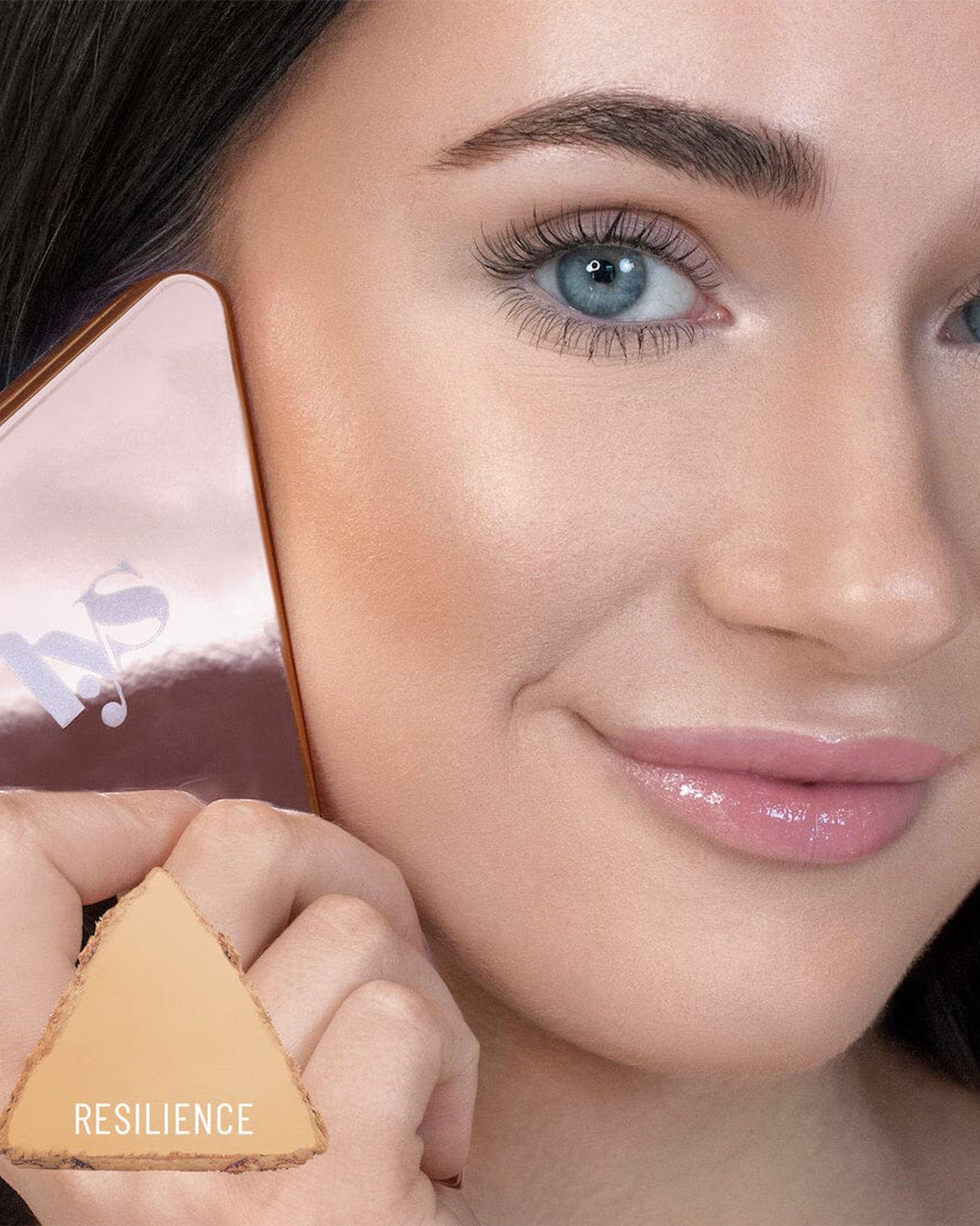 Triple Fix Translucent Pressed Setting Powder 14